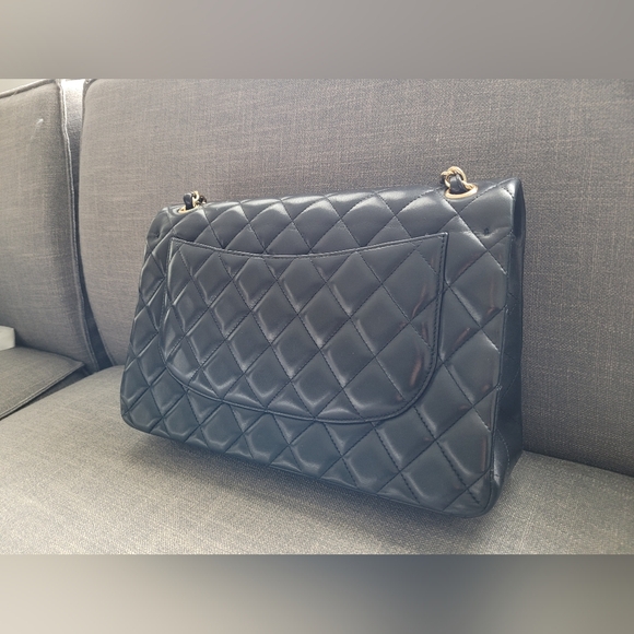 ✨Chanel jumbo in black with GHW✨ - Picture 5 of 16